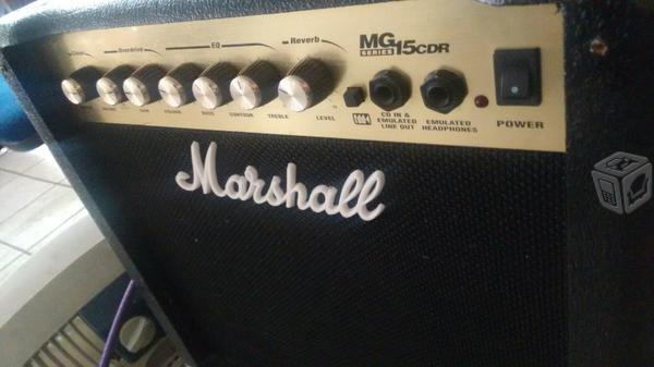 Amplificador marshall mg 15 cdr