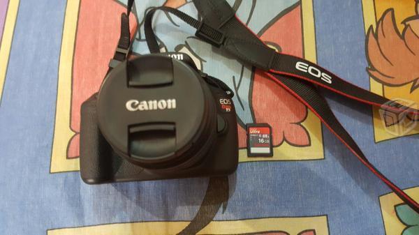 Camara Canon EOS T5