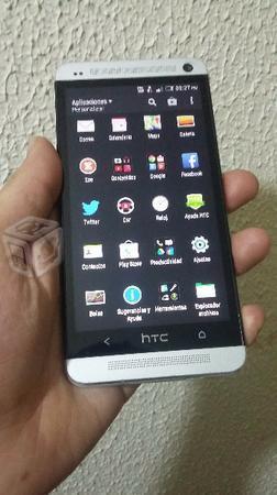 HTC ONE M7 con caja Beats audio VoC h