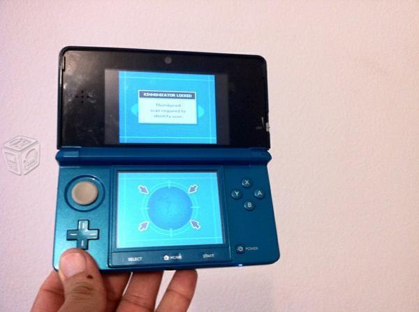 Nintendo 3ds azul