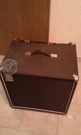 Ampeg ba115 para bajo