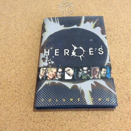 Heroes HC vol 1 y 2 CÓMICA