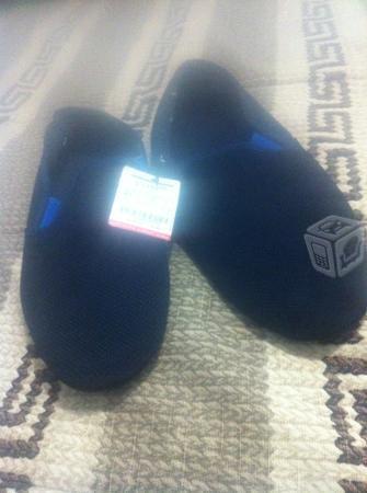 Mocasines azul marino de gamuza