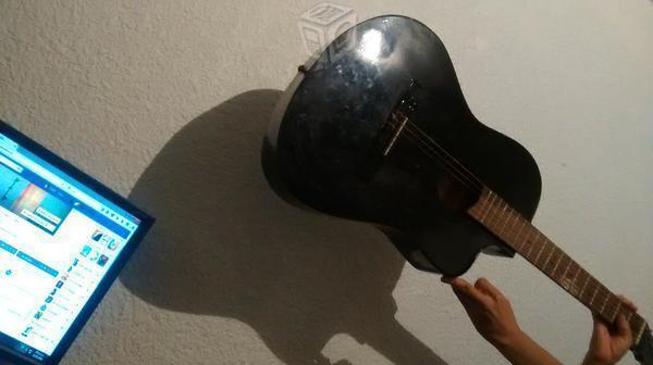 Guitarra acustica