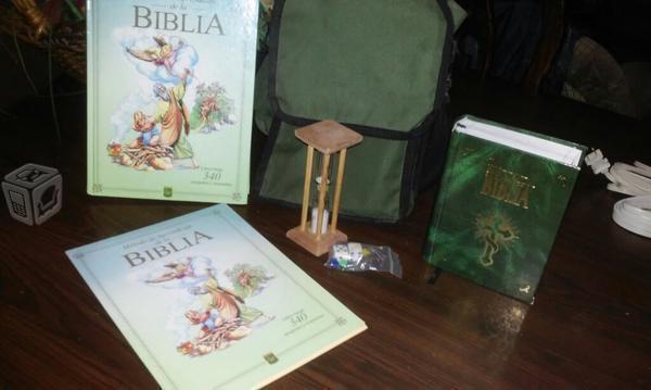 Paquete de biblias