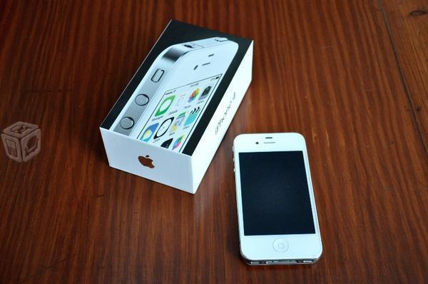 IPhone 4s Blanco y iPhone 4 Negro