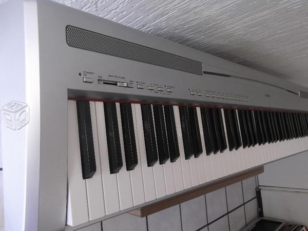 Piano Digital Yamaha P-85