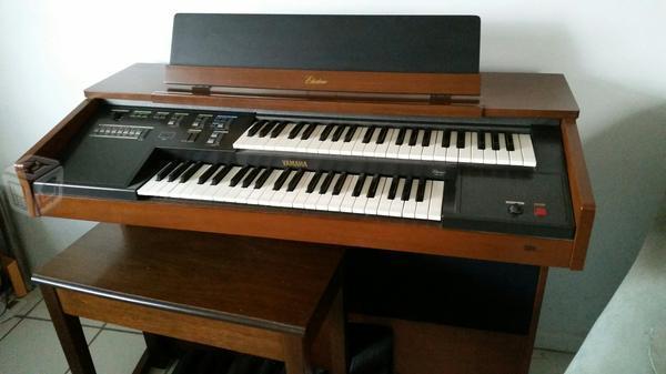Remato organo yamaha doble teclado