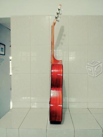 Bonita guitarra