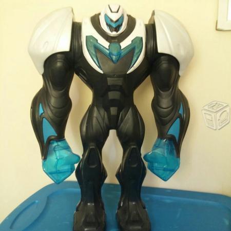 Max Steel y Montable