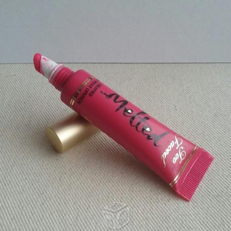 Labial Melted Candy de Too Faced Seminuevo