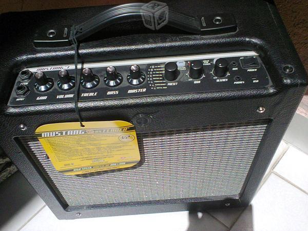 Ampli-Combo Fender Mustang , Programable, ESTRENA