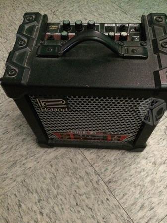 Ampli Roland Cube 15