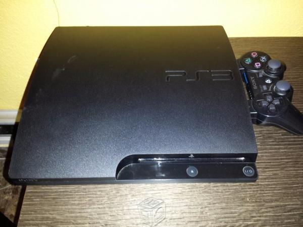 Consola PS3 Slim 160gb GTA IV y GOW III V/cambio