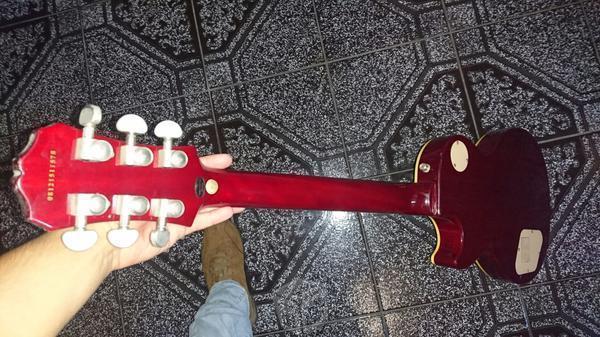Guitarra Epiphone Les Paul Standard