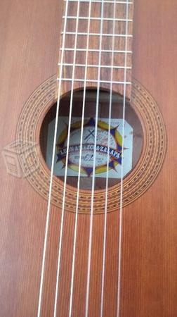 Guitarra de Paracho de Palo Escrito 100% Artesanal