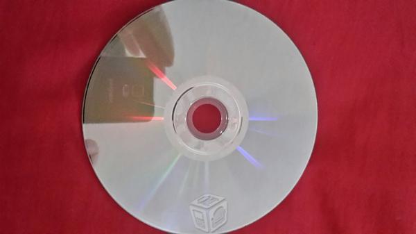 GTA 5 DVD2 y memoria USB 16GB