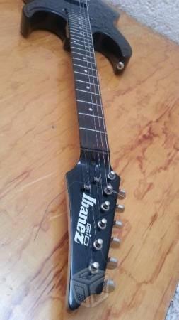 Guitarra Electrica Gio Ibanez o Ibañez Negra