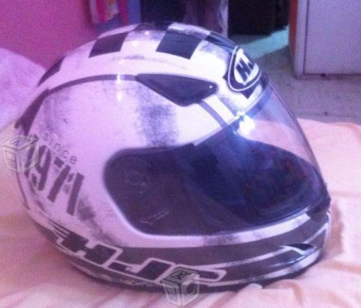 Casco HJC blanco con diseño