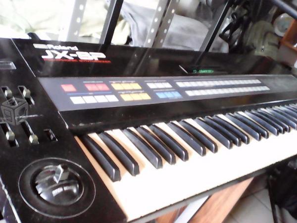 Teclado sintetizador analogo Roland JX-8P
