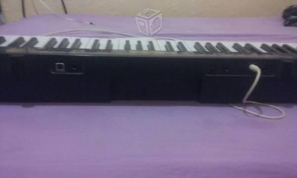 Teclado casio lk160