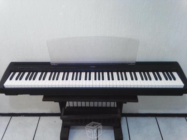 Piano Digital Yamaha modelo P95