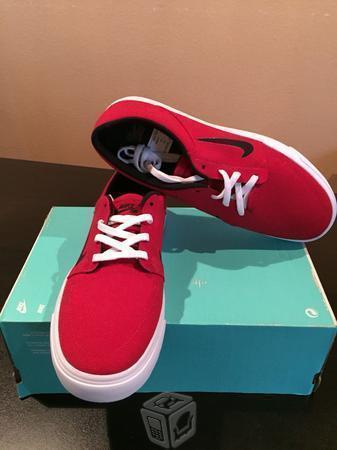 Tenis NIKE SB PORTMORE CNVS