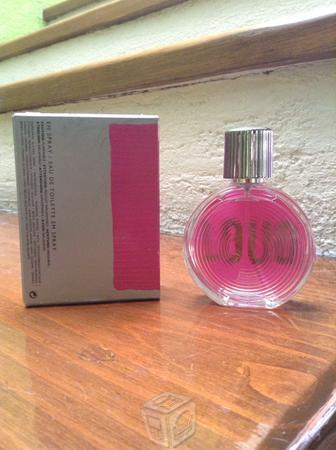 Perfume dama LOUD