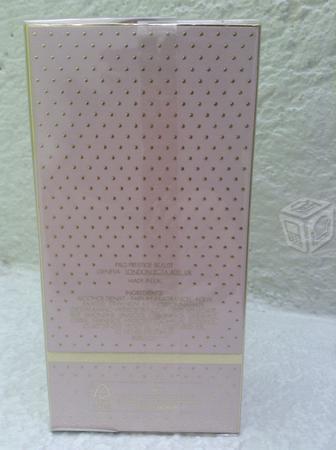 Perfume dama Stella McCartney