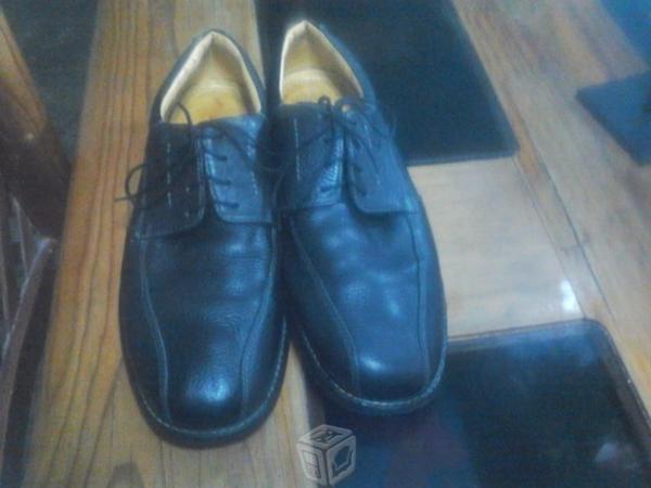 Zapatos negros 30 caballero de piel