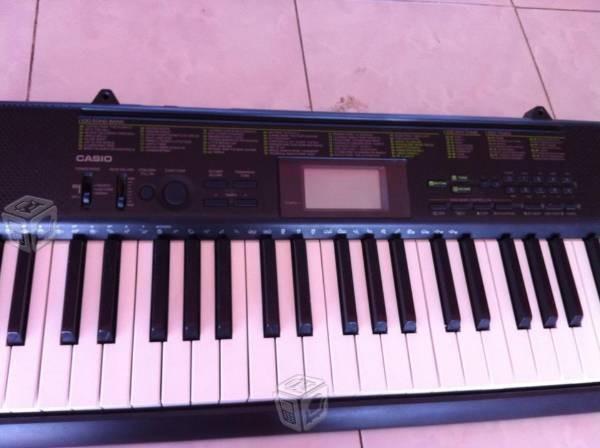 Teclado casio ctk1100