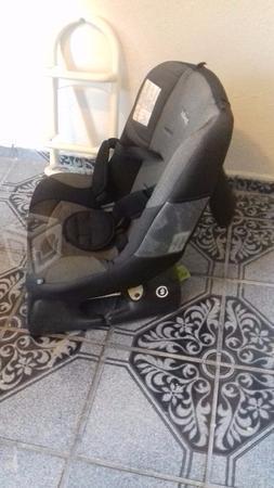 Silla de carro seminueva