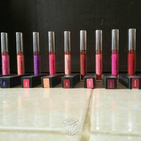 20 labiales Anastacia, lime CRIME y MAC