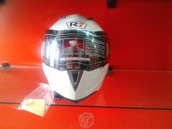 Casco blanco abatible