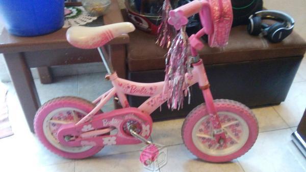 Bicicleta rosa barbie