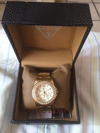 Reloj Guess Mujer