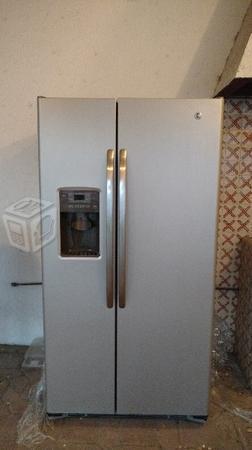 Refrigerador 26 pies duplex como nuevo