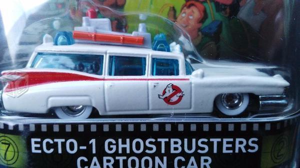 Hot weels ecto 1 de los cazafantasmas