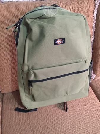 Mochila Dickies verde militar