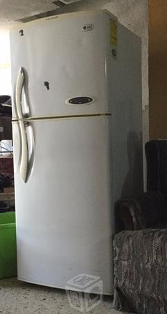 Refrigerador lg usado funcionando al cien
