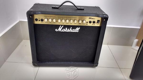 Amplificador Marshall MG 30DFX