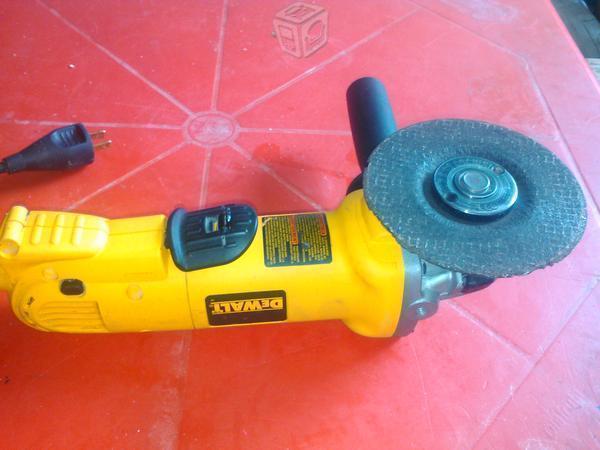 Esmeril dewalt mod d28402