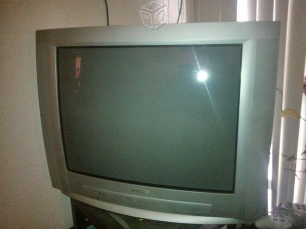 A TRATAR Televisor Philips 27