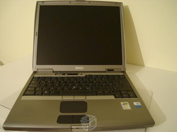 Laptop Dell D610,Quemador DVD , Entradas USB, WiFi