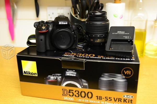 Camara Nikon D5300, Bolsa, tripie, Flash y SD 16gb