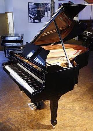 Piano Steinway & Sons Modelo S