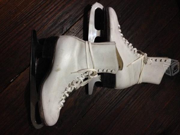 Lote de 3 pares de Patines de Hielo blancos