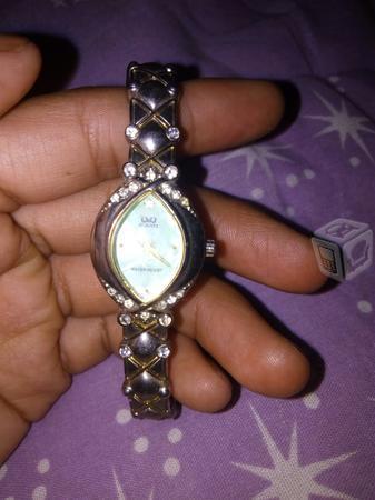 Se venden reloj para dama