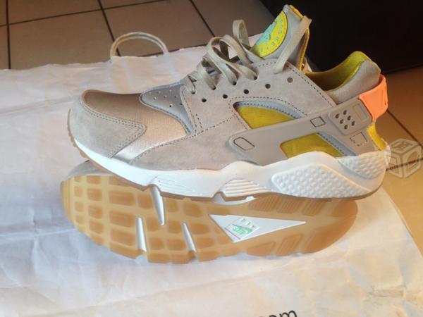 Tenis nike huaraches