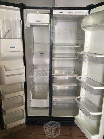 Refrigerador Whilpool 27' Usado